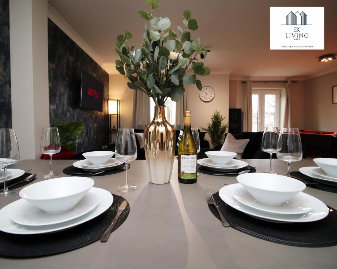 Spacious 3 Bedroom Duplex Apartment On Cardiff Bay - Free Parking & Wifi By Ekliving Luxe Short Lets & Serviced Accommodation Eksteriør bilde