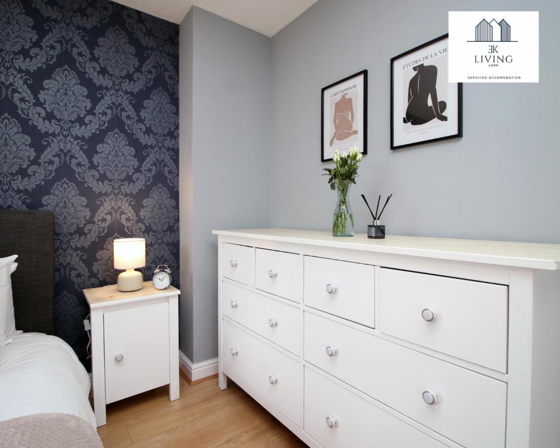Spacious 3 Bedroom Duplex Apartment On Cardiff Bay - Free Parking & Wifi By Ekliving Luxe Short Lets & Serviced Accommodation Eksteriør bilde